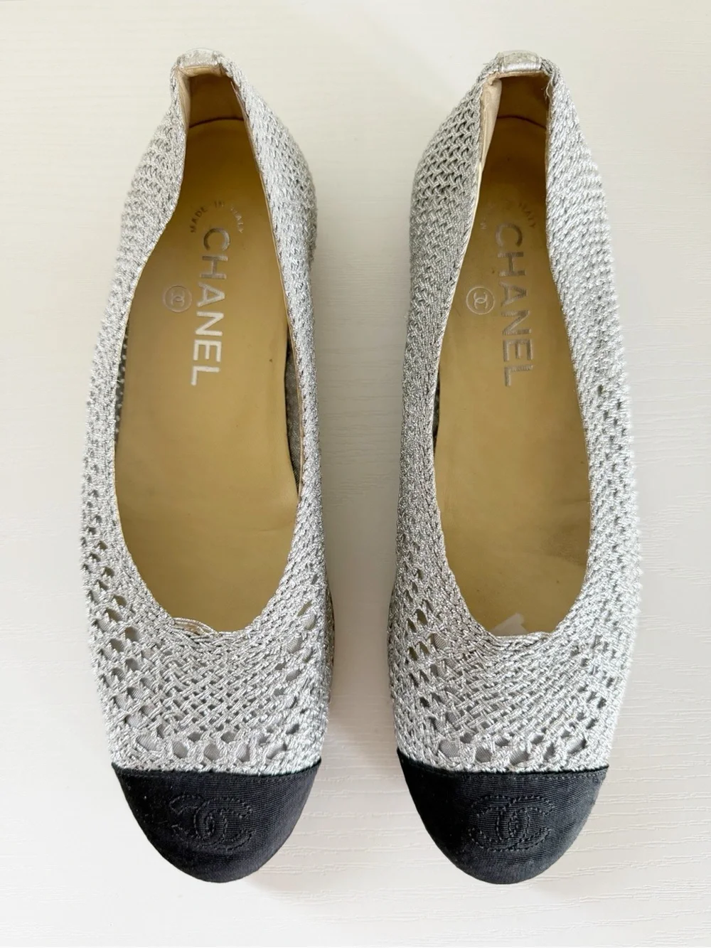 Chanel Metallic Silver Woven PVC Ballet Flats Black CC Cap Toe EU 38.5 US 8.5